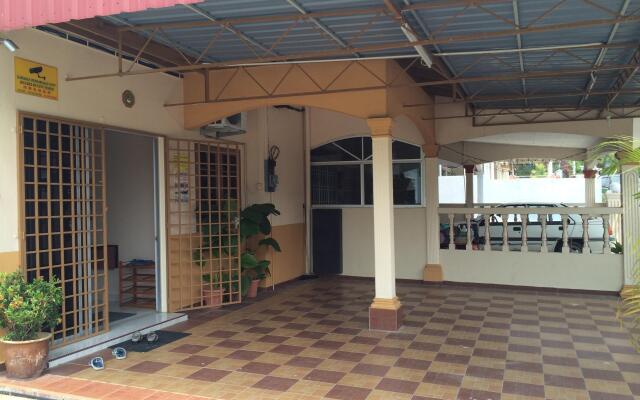 OYO 1190 Nice Stay Hotel