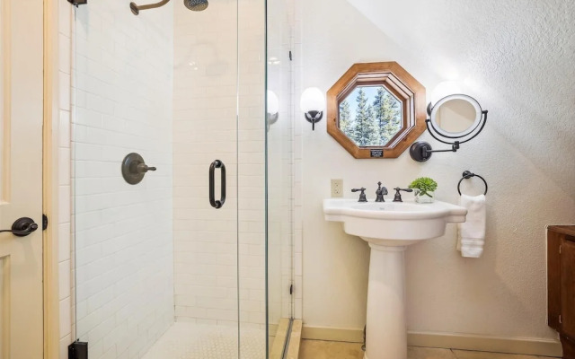 Summit Solitude Estate 3 Bedroom Home