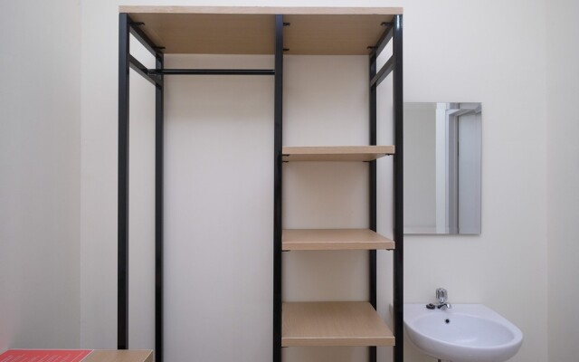 RedDoorz near Kawasan Bandara Ahmad Yani Semarang 2