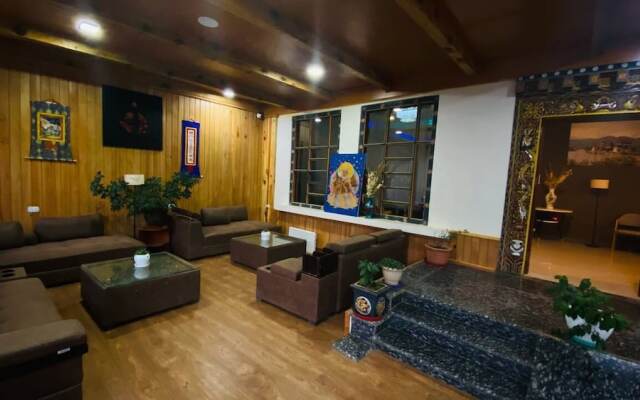 Tsherim Resort