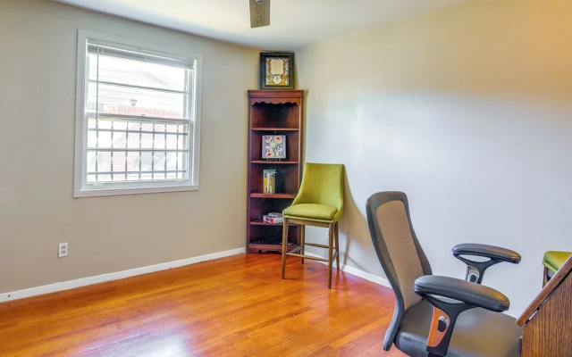 Cozy Memphis Vacation Rental Near Beale Street!