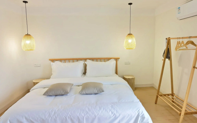 Riverside Retreat Hotel