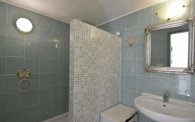 Peaceful Villa in Fréjus With Swimming Pool