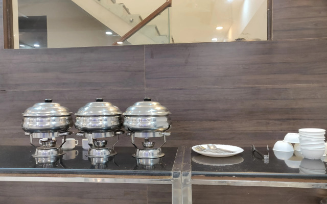 Treebo Sai Village Gold Souk - Sec 43