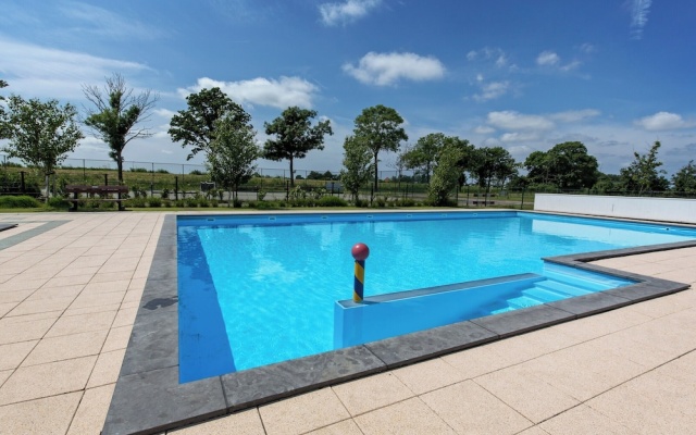 6-guest Stylish Chalet in De Rijp