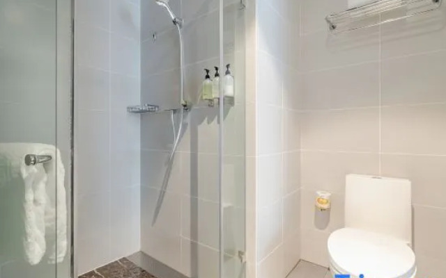 Orange Hotel (Dujiangyan)