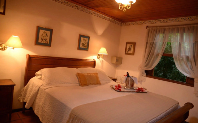 Hotel Pousada Esmeralda