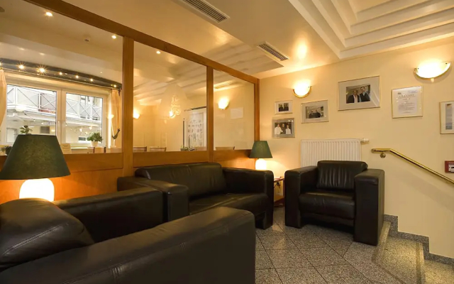 Hotel DH VEC