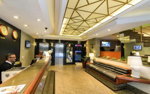 Hotel Plaza Apolo