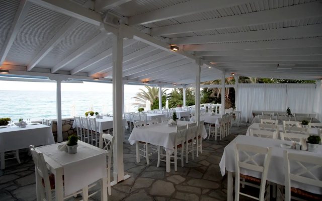 White Suites