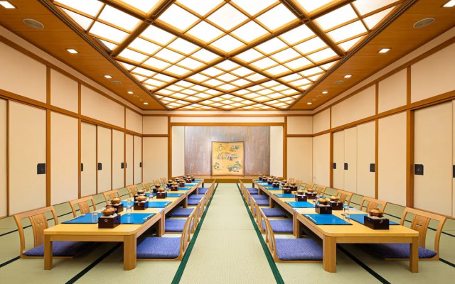 The Gran Resort Elegante Awajishima