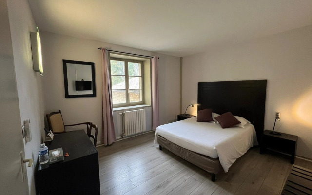 Logis Hotel-Restaurant Saint Romain