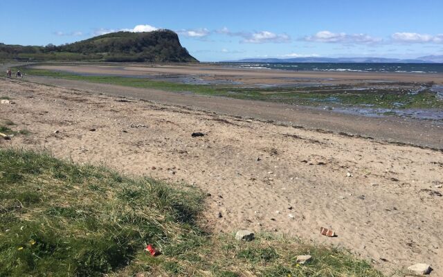 Craig Tara Deluxe Caravan Holidays
