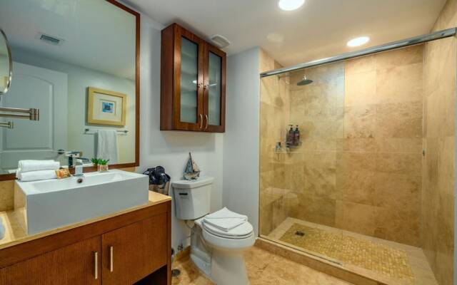 2BR 3BA Condo on Eagle Beach w Amazing Amenities