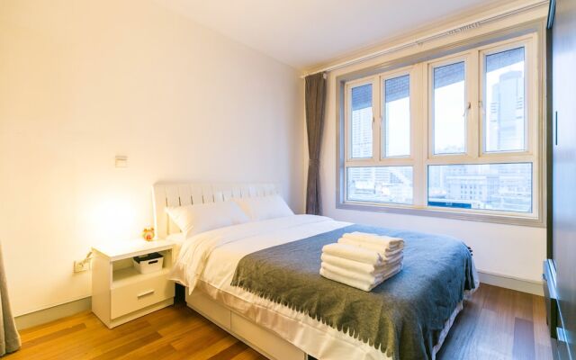 N2haus People Squre 4 bedrooms