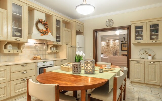 DioVa Holiday Home