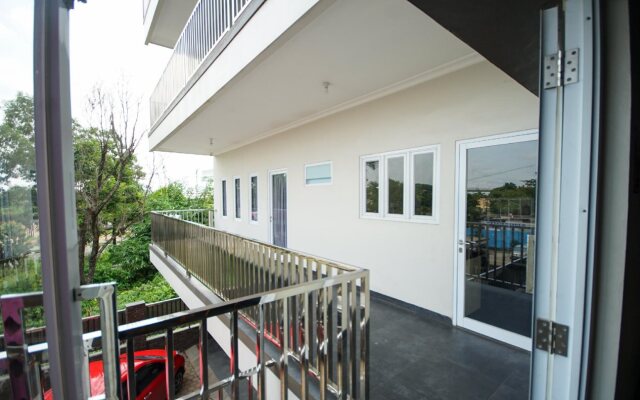 Super OYO 270 Madinah Residence Syariah