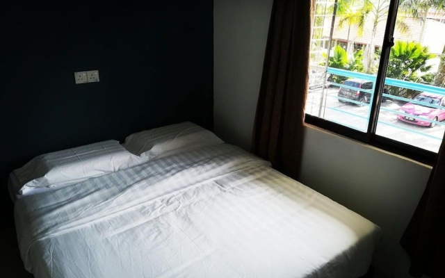 Tempo - Hostel – Guest Rooms – Semporna