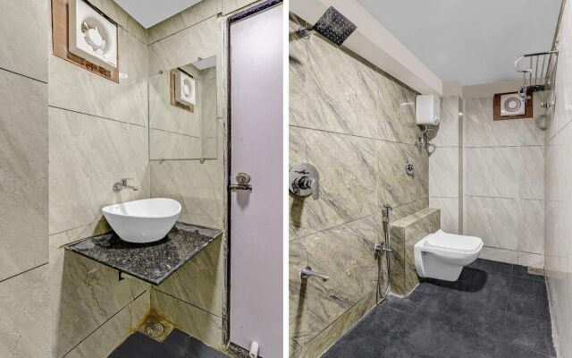 Collection O 83963 Hotel Silver Inn