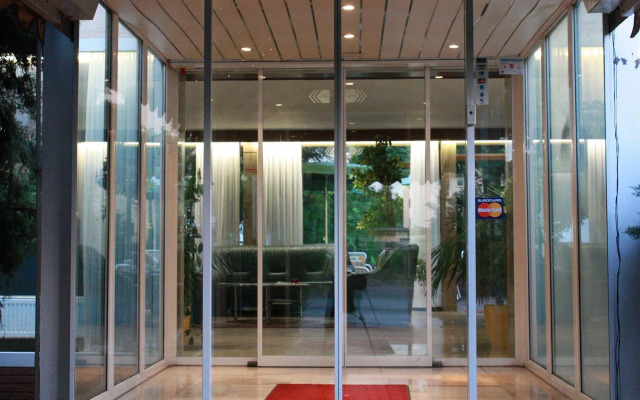 Mainbogen Hotel