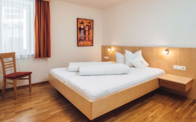 Apartment Ladis Fiss 41215