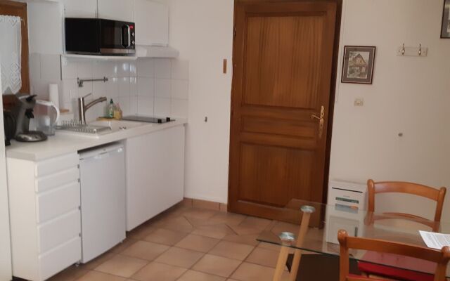 Gîtes et Chambre d'Hôtes A l'Arc en Ciel