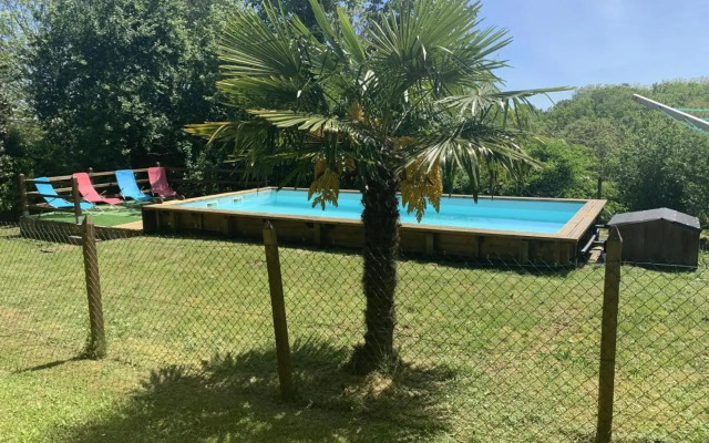 Gite Pezuls, 6 pièces, 9 personnes - FR-1-616-46