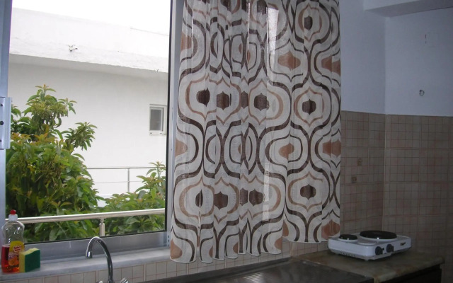 Maria Studios and Apartments