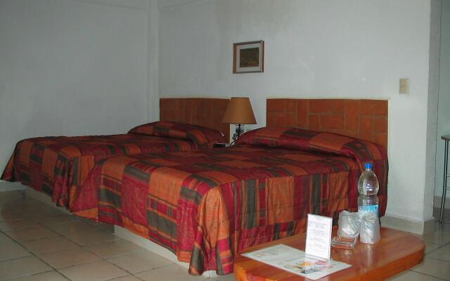 Best Night La Laguna Hotel