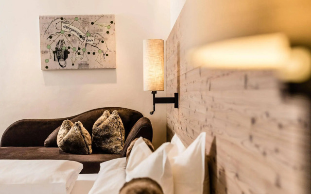 Art Hotel Anterleghes