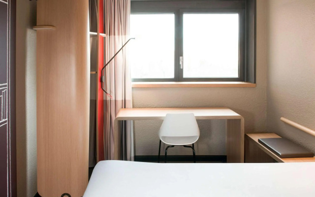 ibis Valence Sud