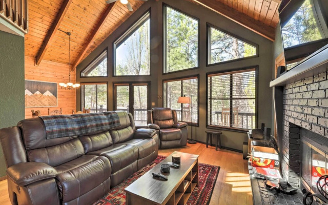 Peaceful Cabin Between Flagstaff & Sedona!