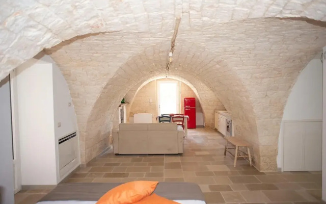 Poolside Holiday Home Near Cisternino