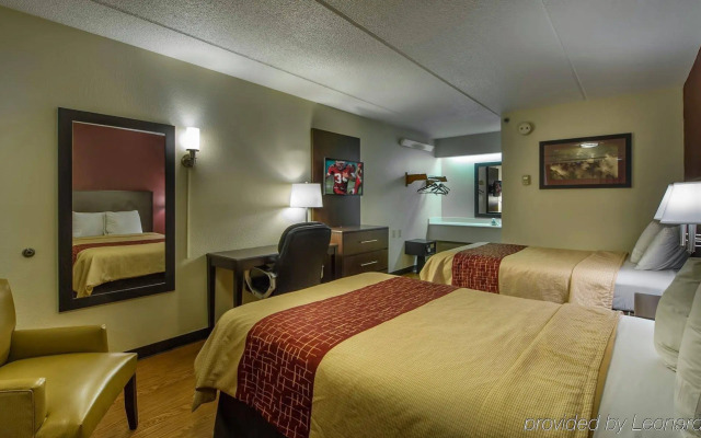 Clarion Pointe Kennesaw Town Center