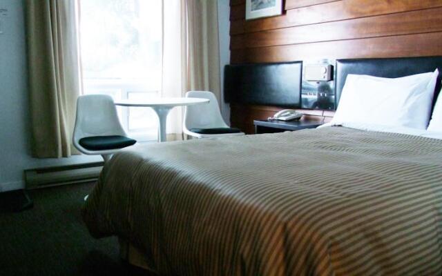 Motel à la Brunante