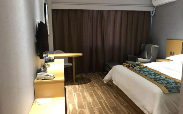 RoEasy Exquisite Hotel