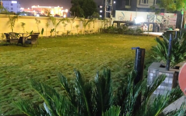 Sai Neem Tree Hotel