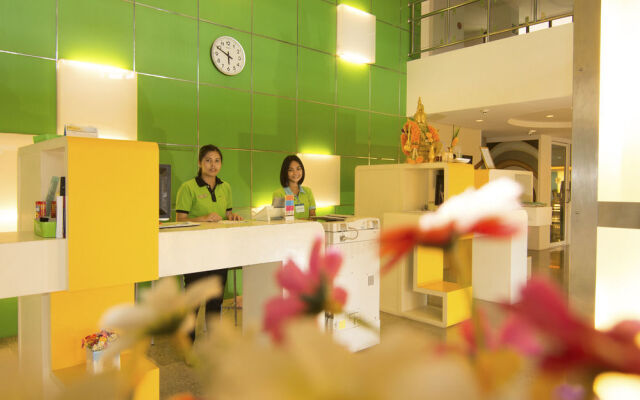 Samui Plaza