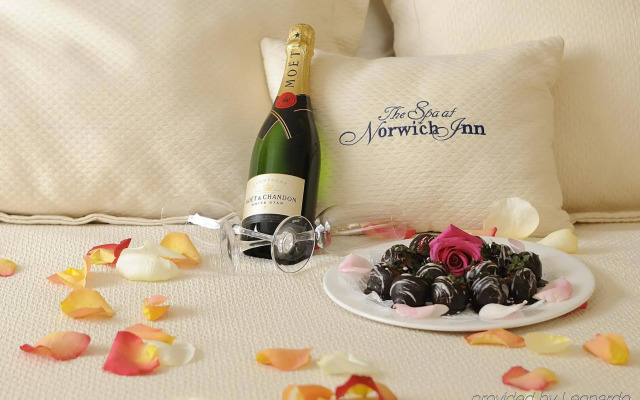 The Spa at Norwich Inn