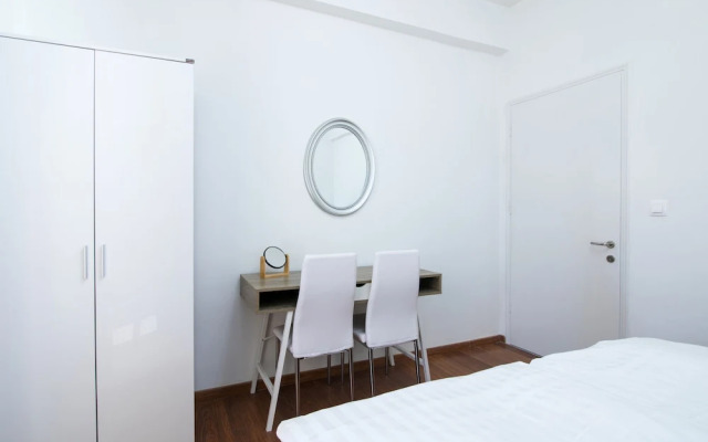 Midtown Apartment by CorfuEscapes