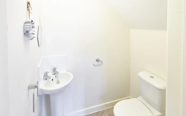 Host Stay Coach House Retreat