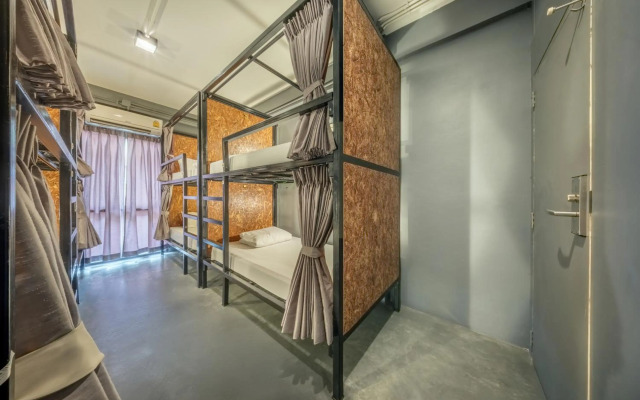 Pho Hostel