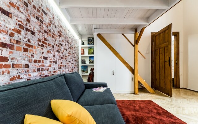 Lilac Apartment