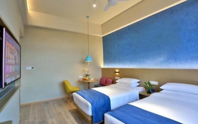 Yiwu Zhixuan Flower Hotel