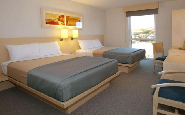 City Express Saltillo Sur