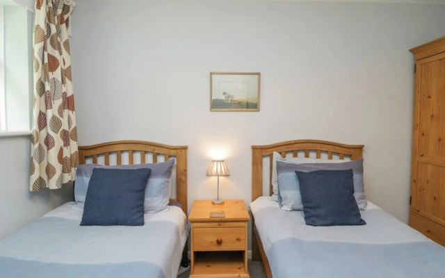 9 Manorcombe Bungalows