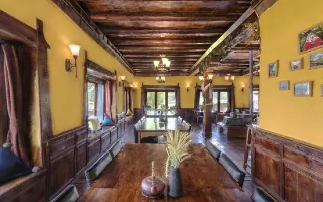 GangkarDzong Manor Hotel