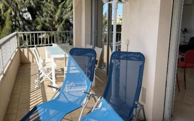 Palm d'or / GIR2405 / 2P