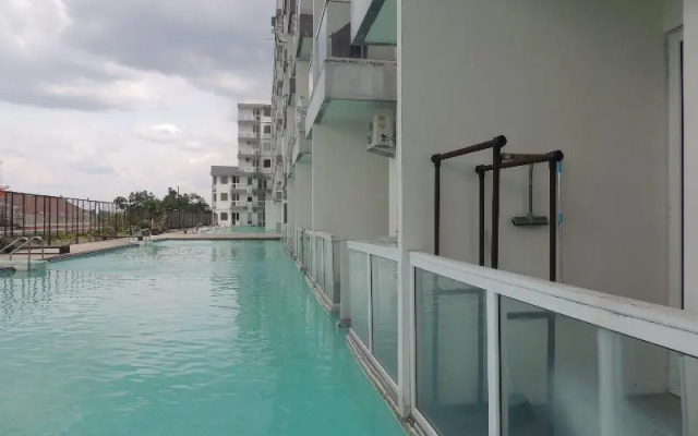 V Apartment