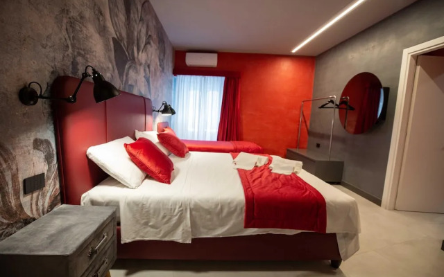 Red Diamond in Naples